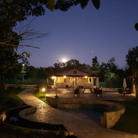 Orla Morada Do Sol Hotel Pirenopolis Exterior photo